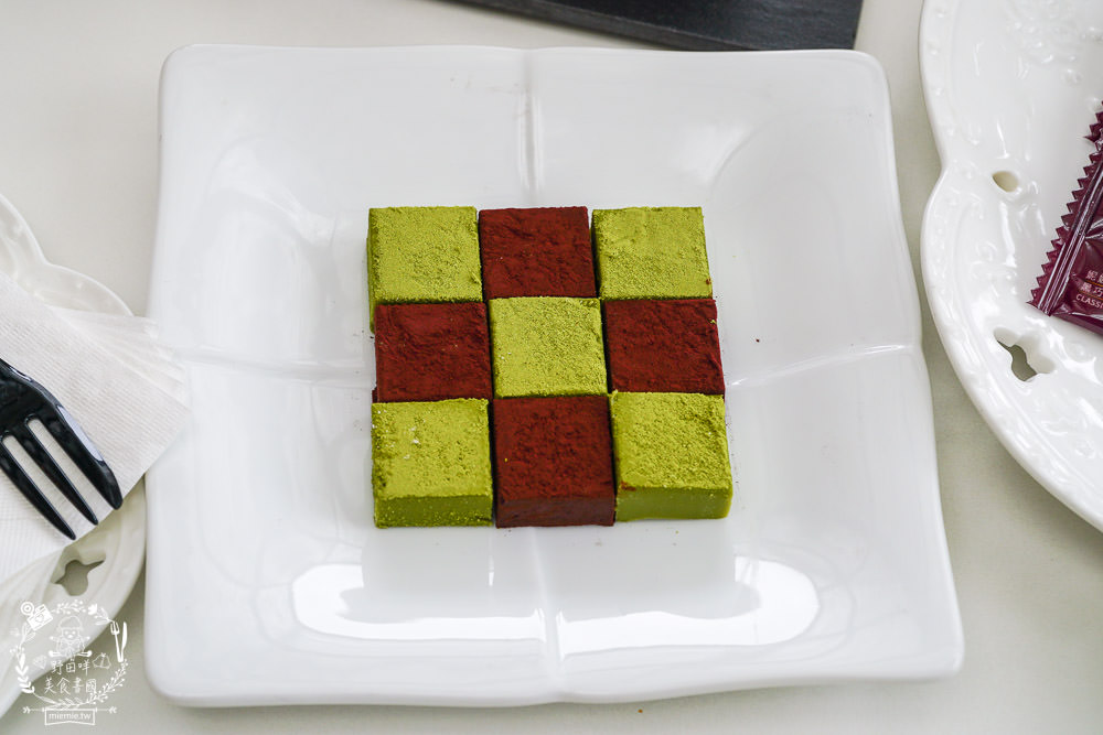 清境佛羅倫斯渡假山莊海拔1755公尺的山巒景觀住宿!一泊二食的精緻排餐與自助吧吃到飽! - 第47張圖 清境佛羅倫斯渡假山莊海拔1755公尺的山巒景觀住宿!一泊二食的精緻排餐與自助吧吃到飽!