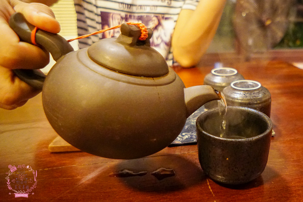 嘉義[清豐濤月景觀餐廳]真材實料火鍋+眺望絢麗夜景+舒適賞景泡腳