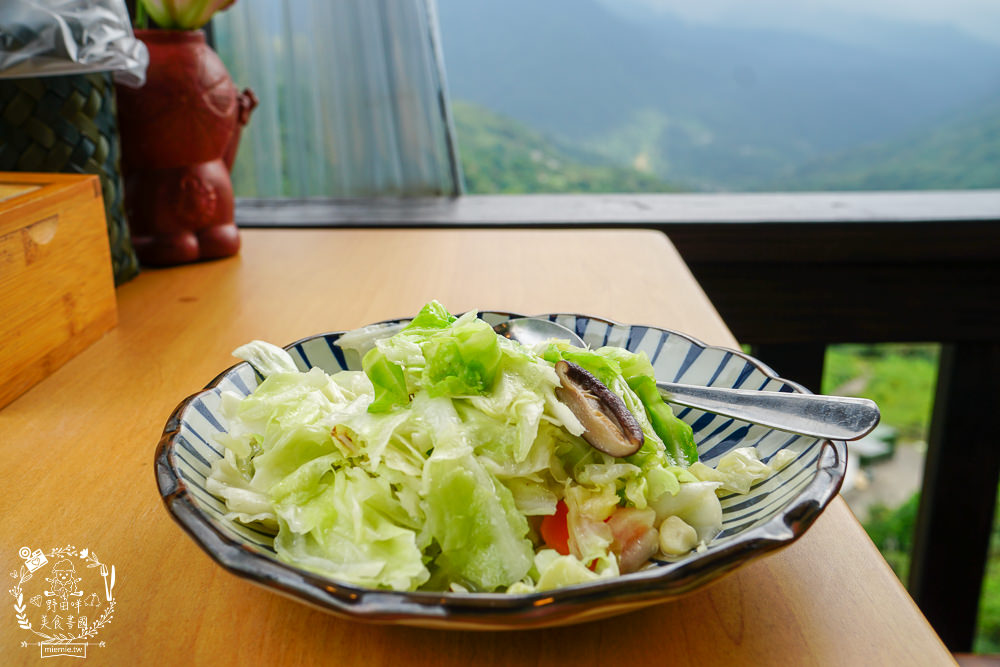 嘉義[游芭絲鄒宴餐廳]阿里山絕美夢幻的景觀餐廳!超有特色的原住民炭烤料理!熱門打卡網美餐廳