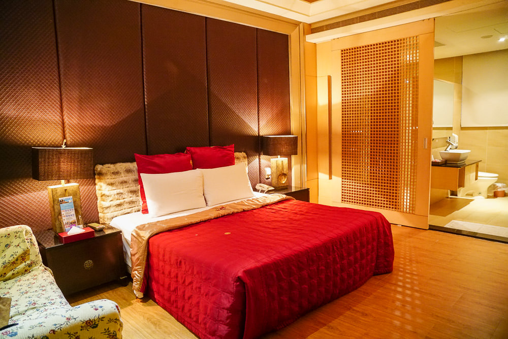 高雄汽車旅館推薦-湖畔不分平日假日休息3H-500~700 CP值高