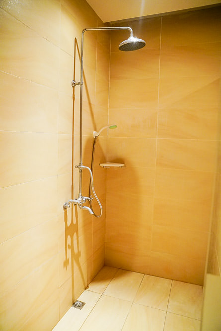 高雄汽車旅館推薦-湖畔不分平日假日休息3H-500~700 CP值高