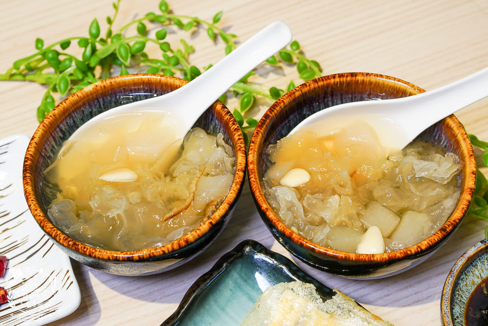 溜溜酸菜魚專賣店 遠東SOGO高雄店|銷魂酸香麻辣的澎湃酸菜魚!多人套餐超優惠！