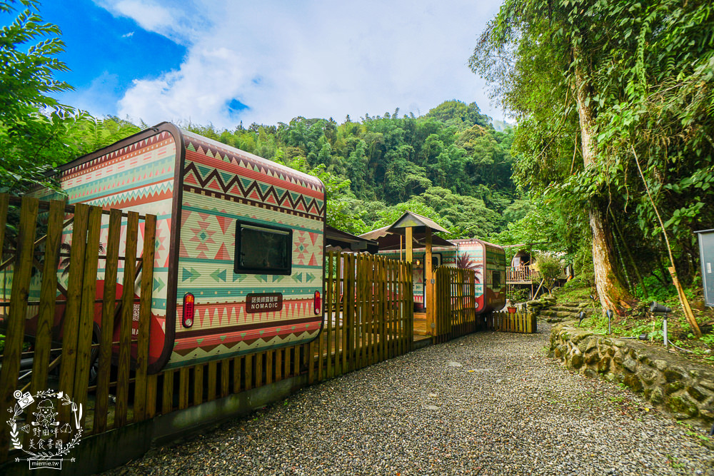 南投[溪部好呆庄主題渡假莊園]超適合親子的豪華露營拖車|野宿馬車帳篷體驗|超多趣味活動親子露營