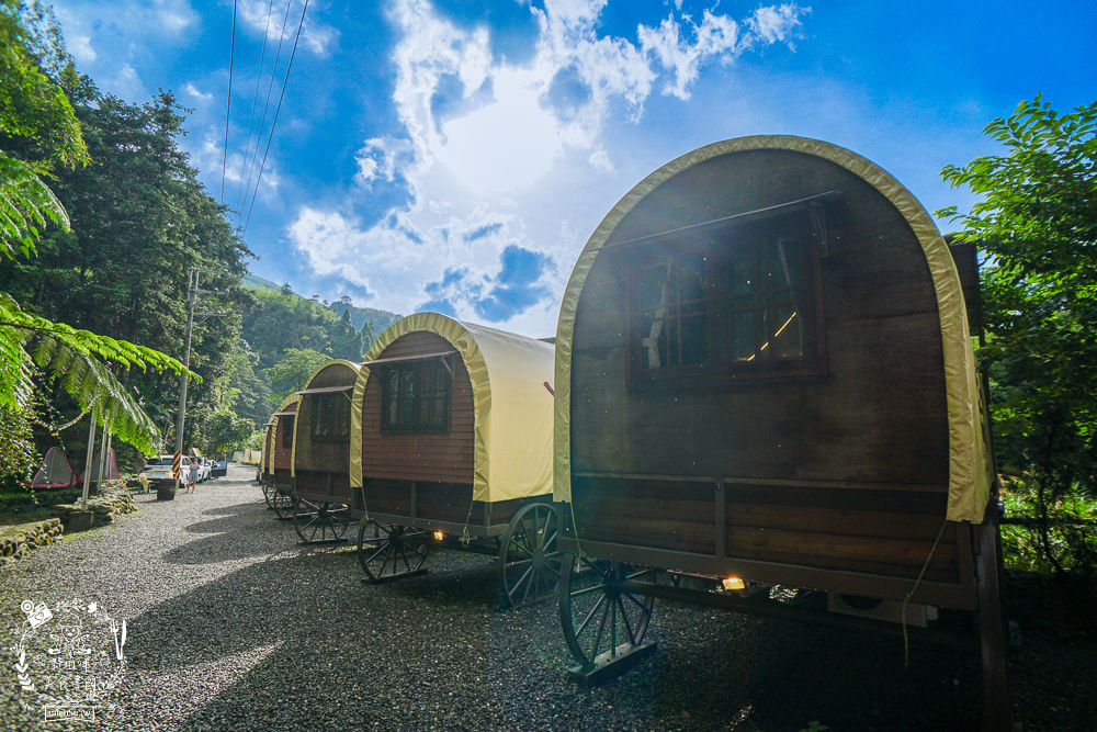 南投[溪部好呆庄主題渡假莊園]超適合親子的豪華露營拖車|野宿馬車帳篷體驗|超多趣味活動親子露營