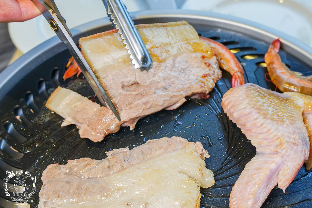 溪部好呆庄主題渡假莊園超澎湃的海陸空火烤兩吃!在露營區爽爽吃烤肉!還有提前預約才有的無菜單多人套餐唷! - 第8張圖 溪部好呆庄主題渡假莊園超澎湃的海陸空火烤兩吃!在露營區爽爽吃烤肉!還有提前預約才有的無菜單多人套餐唷!