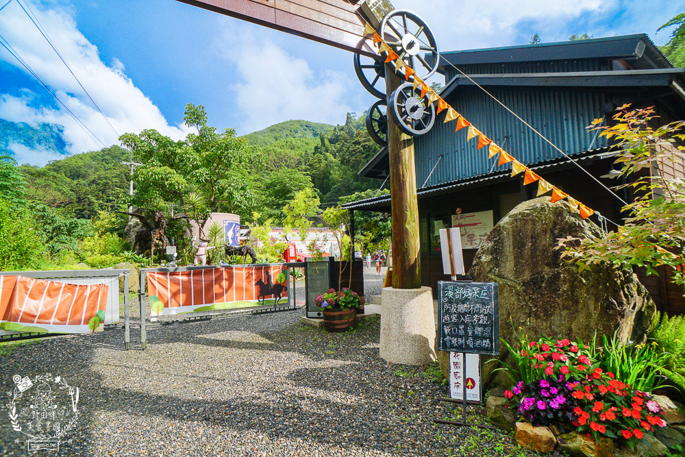 南投[溪部好呆庄主題渡假莊園]超適合親子的豪華露營拖車|野宿馬車帳篷體驗|超多趣味活動親子露營