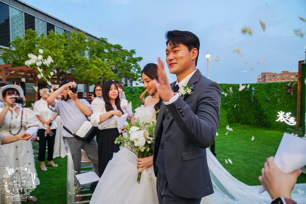 2023高雄婚宴場地推薦!漢來巨蛋宴會廳!高雄絕美戶外婚禮證婚-光之苑!