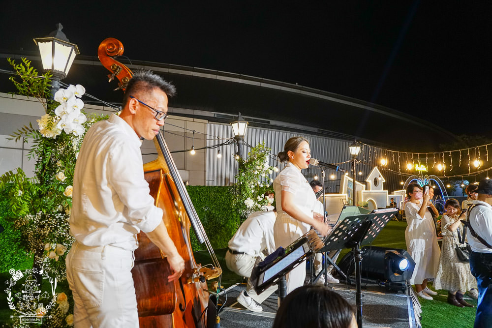 2023高雄婚宴場地推薦!漢來巨蛋宴會廳!高雄絕美戶外婚禮證婚-光之苑!