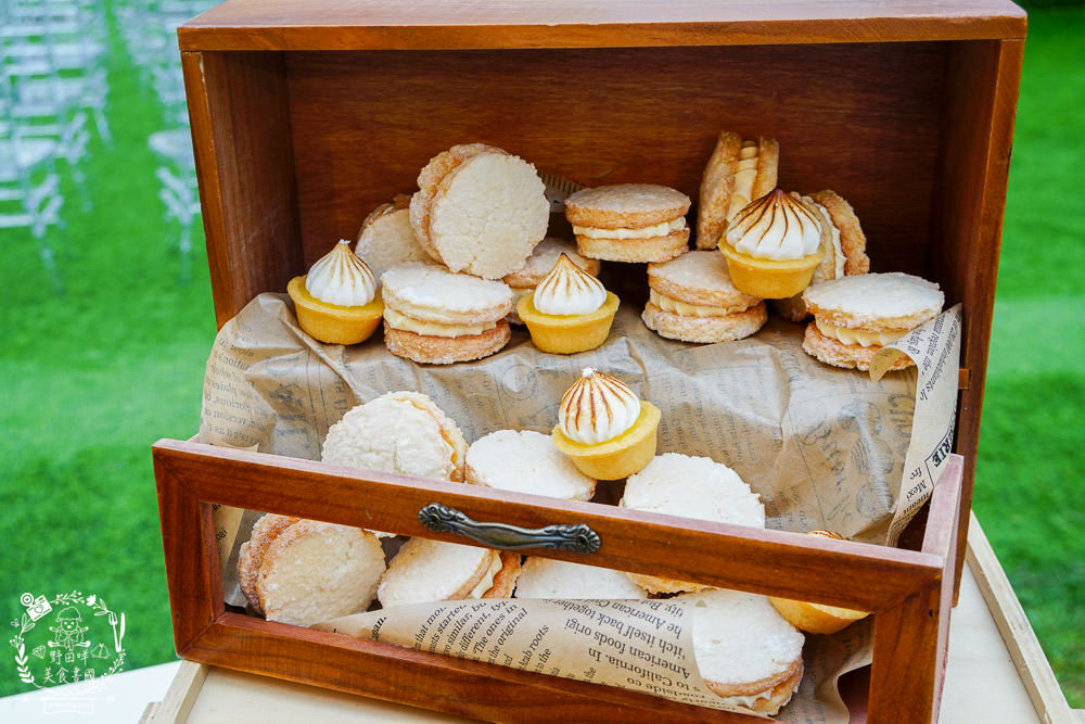 2023高雄婚宴場地推薦!漢來巨蛋宴會廳!高雄絕美戶外婚禮證婚-光之苑!