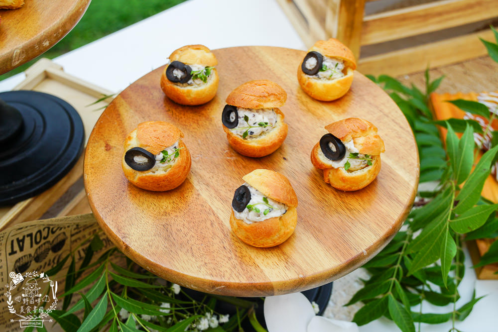 2023高雄婚宴場地推薦!漢來巨蛋宴會廳!高雄絕美戶外婚禮證婚-光之苑!