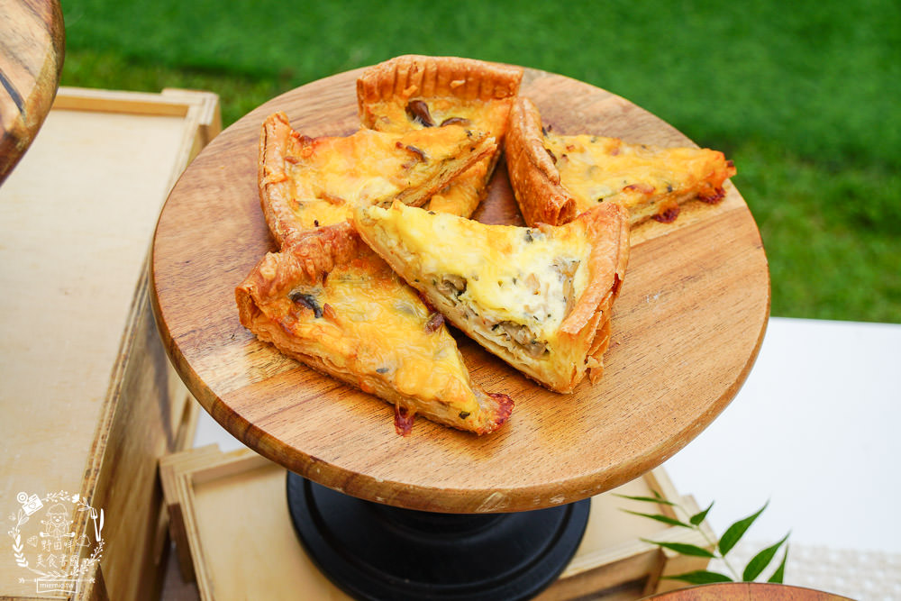 2023高雄婚宴場地推薦!漢來巨蛋宴會廳!高雄絕美戶外婚禮證婚-光之苑!