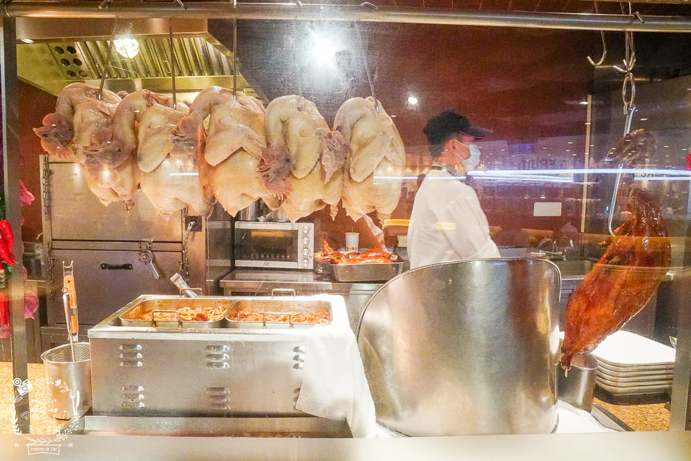 漢來海港自助吃到飽巨蛋店|高雄饕客超愛的吃到飽餐廳x包羅萬象的海鮮爽爽吃