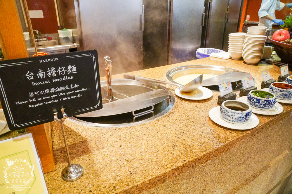 漢來海港自助吃到飽巨蛋店|高雄饕客超愛的吃到飽餐廳x包羅萬象的海鮮爽爽吃