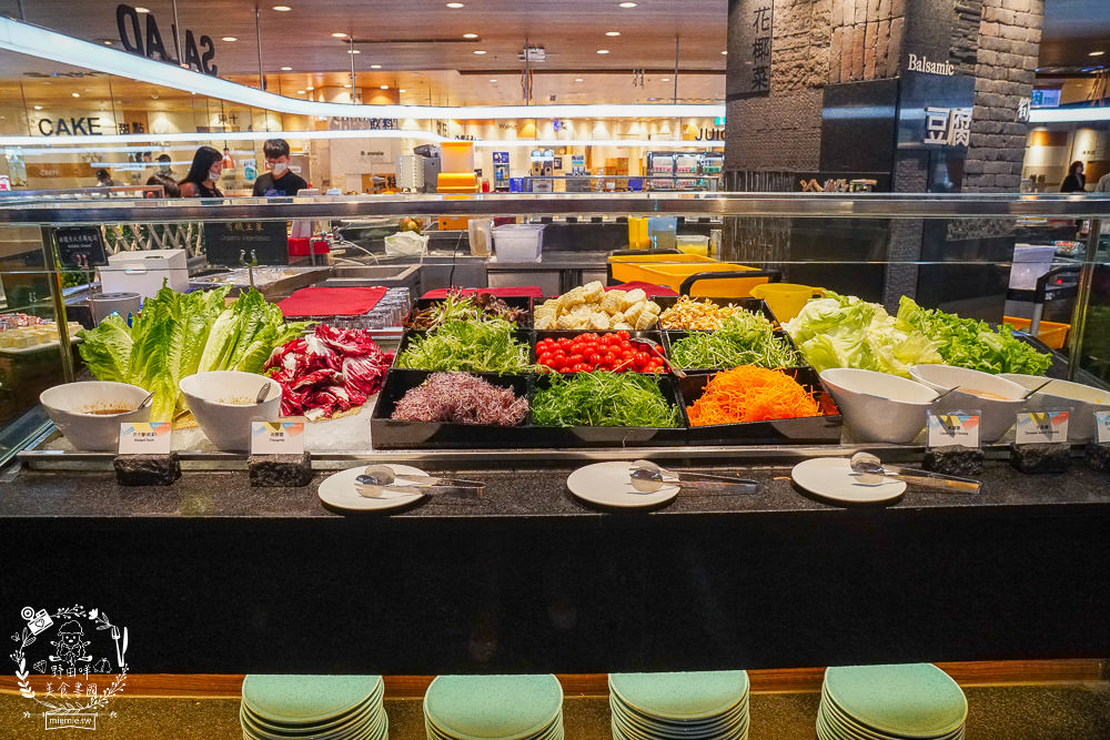 漢來海港自助吃到飽巨蛋店|高雄饕客超愛的吃到飽餐廳x包羅萬象的海鮮爽爽吃