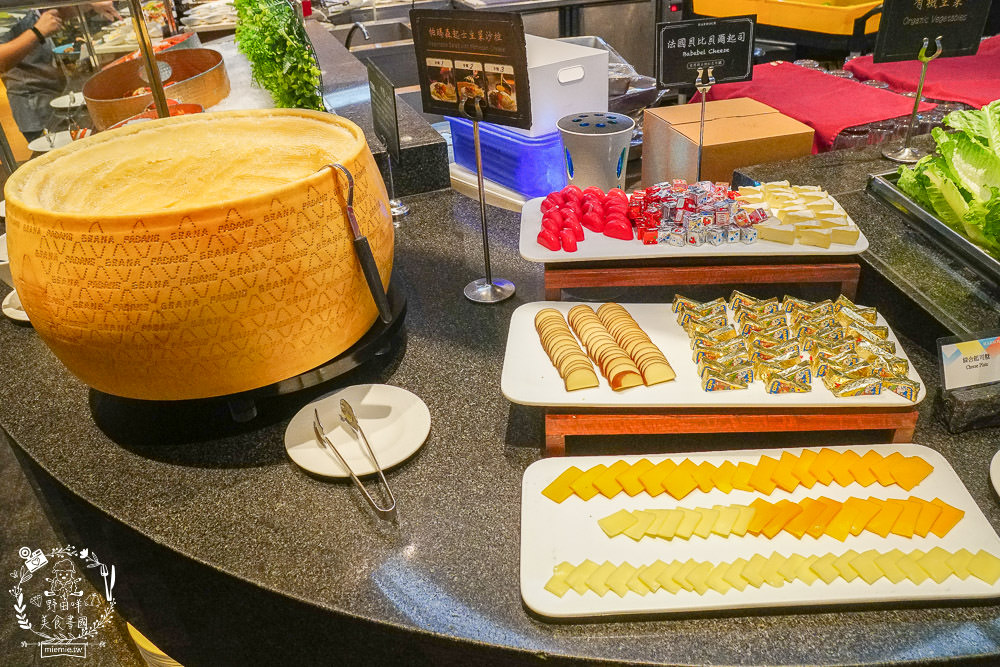 漢來海港自助吃到飽巨蛋店|高雄饕客超愛的吃到飽餐廳x包羅萬象的海鮮爽爽吃