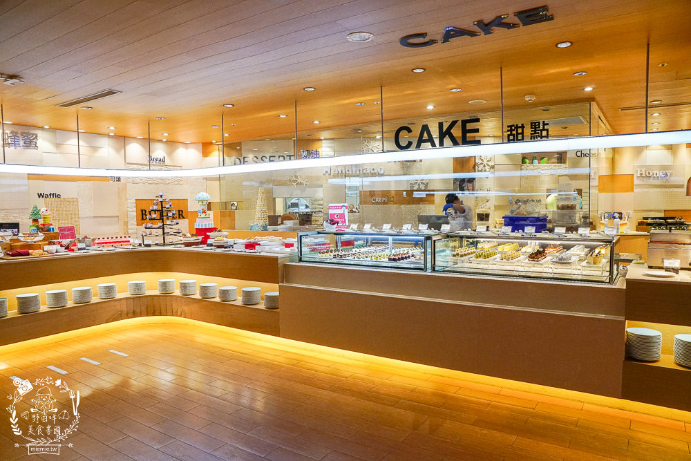 漢來海港自助吃到飽巨蛋店|高雄饕客超愛的吃到飽餐廳x包羅萬象的海鮮爽爽吃