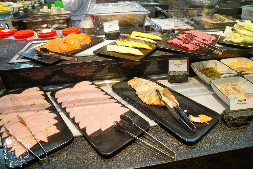 漢來海港自助吃到飽巨蛋店|高雄饕客超愛的吃到飽餐廳x包羅萬象的海鮮爽爽吃