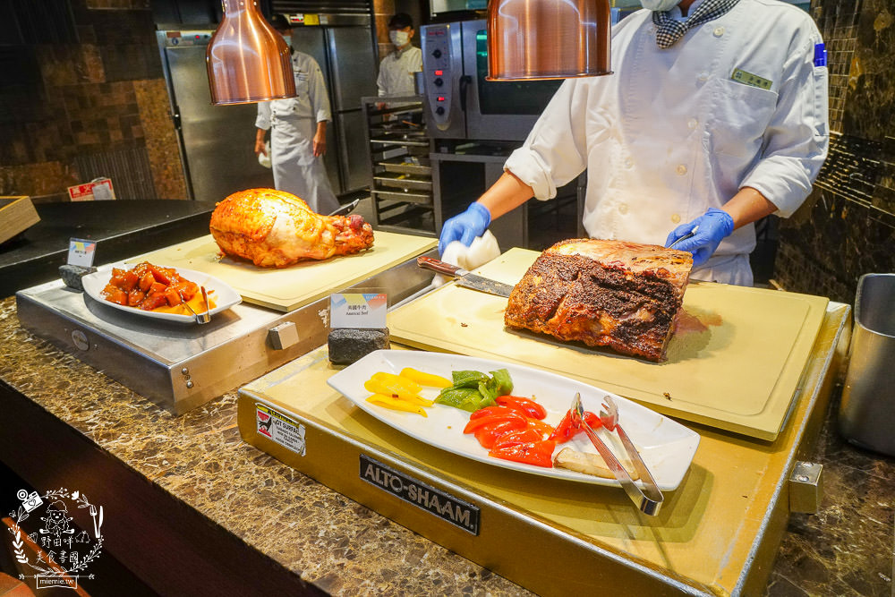 漢來海港自助吃到飽巨蛋店|高雄饕客超愛的吃到飽餐廳x包羅萬象的海鮮爽爽吃
