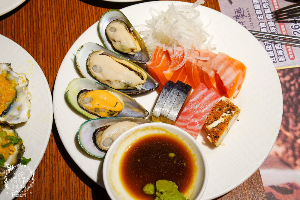 漢來海港自助吃到飽巨蛋店|高雄饕客超愛的吃到飽餐廳x包羅萬象的海鮮爽爽吃