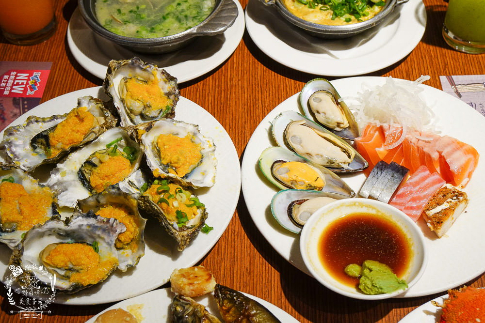 漢來海港自助吃到飽巨蛋店|高雄饕客超愛的吃到飽餐廳x包羅萬象的海鮮爽爽吃
