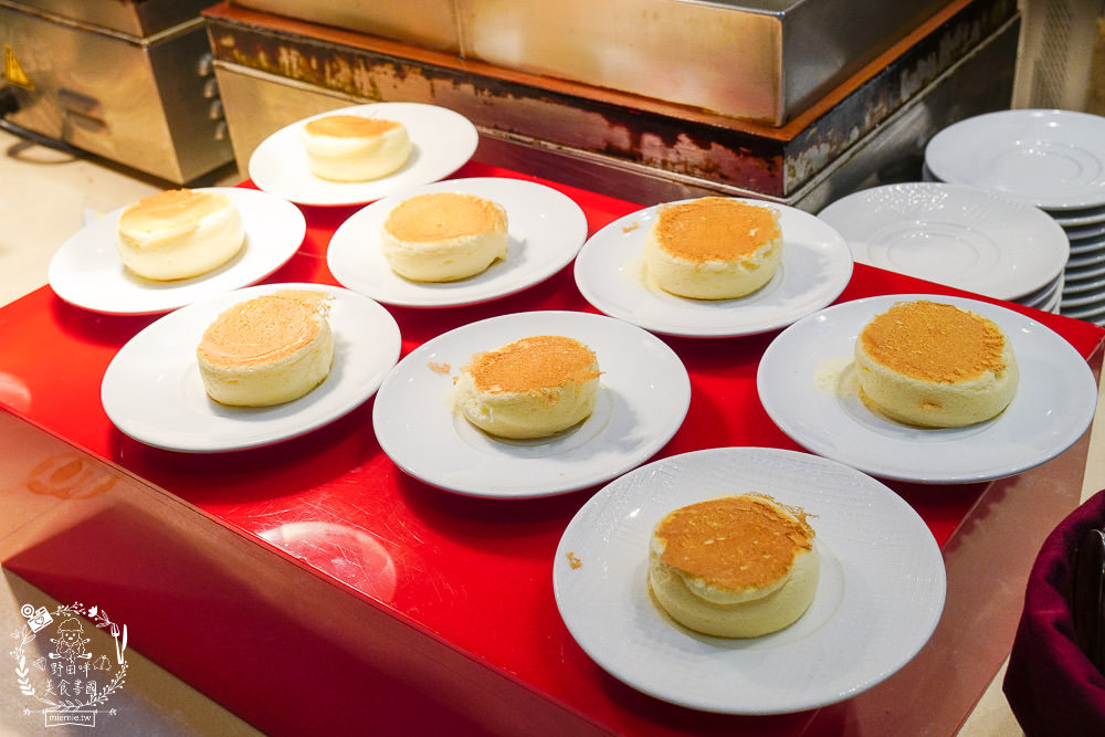 漢來海港自助吃到飽巨蛋店|高雄饕客超愛的吃到飽餐廳x包羅萬象的海鮮爽爽吃
