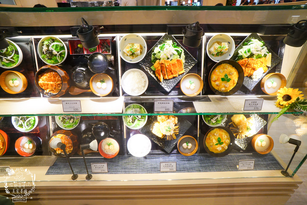 高雄漢神巨蛋美食懶人包+巨蛋商圈捷運美食推薦!(2020/10更新) - 第53張圖 高雄漢神巨蛋美食懶人包+巨蛋商圈捷運美食推薦!(2020/10更新)