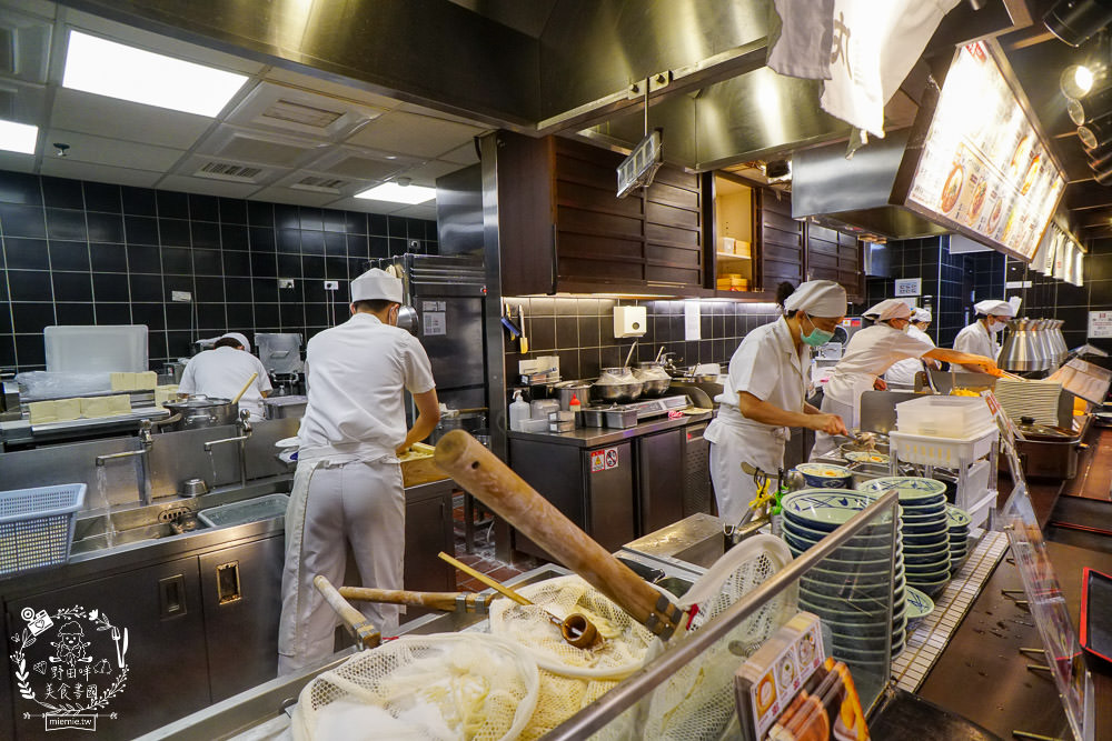 高雄漢神巨蛋美食懶人包+巨蛋商圈捷運美食推薦!(2020/10更新) - 第40張圖 高雄漢神巨蛋美食懶人包+巨蛋商圈捷運美食推薦!(2020/10更新)