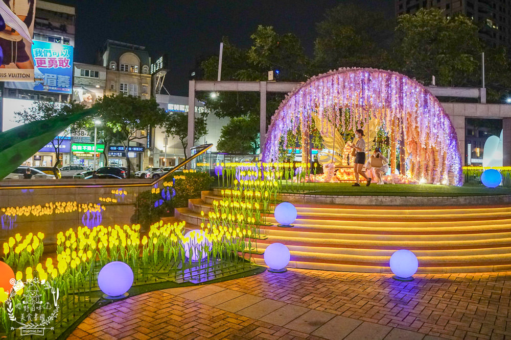 漢神巨蛋聖誕節16米高聖誕樹登場!精靈們的PARTYTIMEx白雪公主的蘑菇屋x愛麗絲夢幻扭扭屋x花瀑鞦韆超好拍照