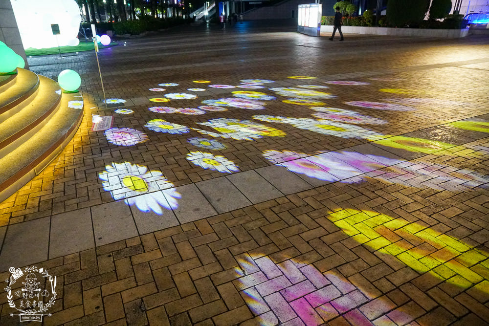 漢神巨蛋聖誕節16米高聖誕樹登場!精靈們的PARTYTIMEx白雪公主的蘑菇屋x愛麗絲夢幻扭扭屋x花瀑鞦韆超好拍照