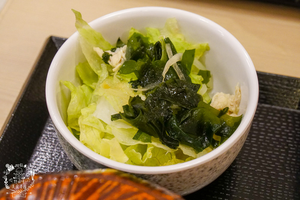 高雄巨蛋美食[雞三和]日本人最喜愛的老牌雞肉專賣店來高雄囉!