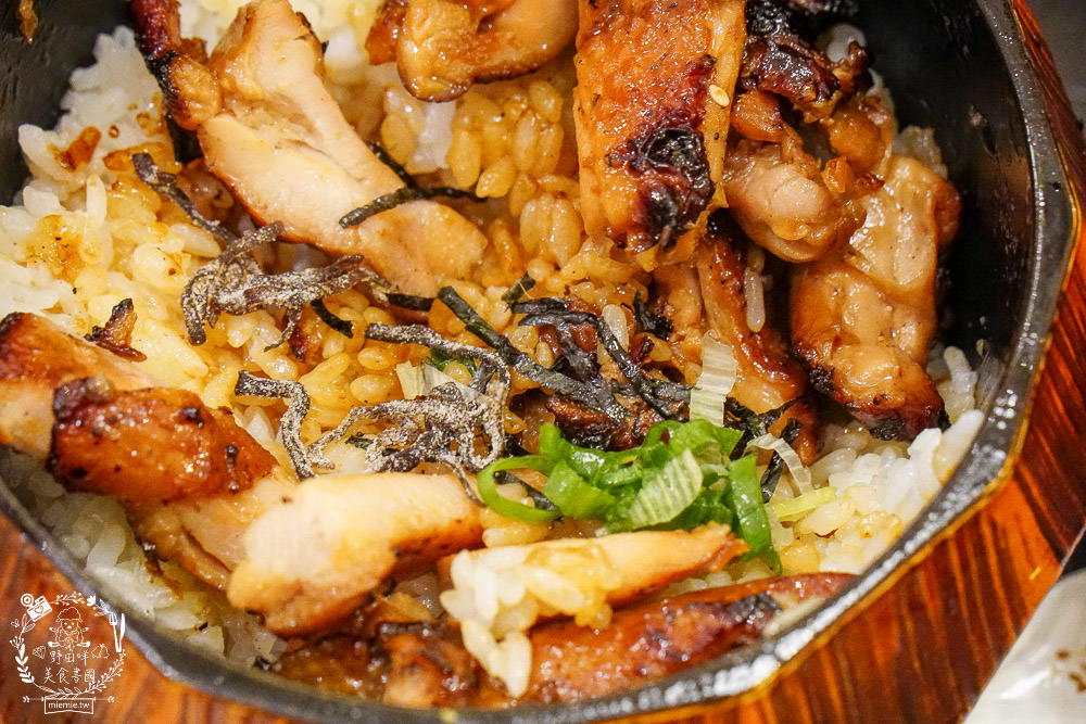 高雄巨蛋美食[雞三和]日本人最喜愛的老牌雞肉專賣店來高雄囉!