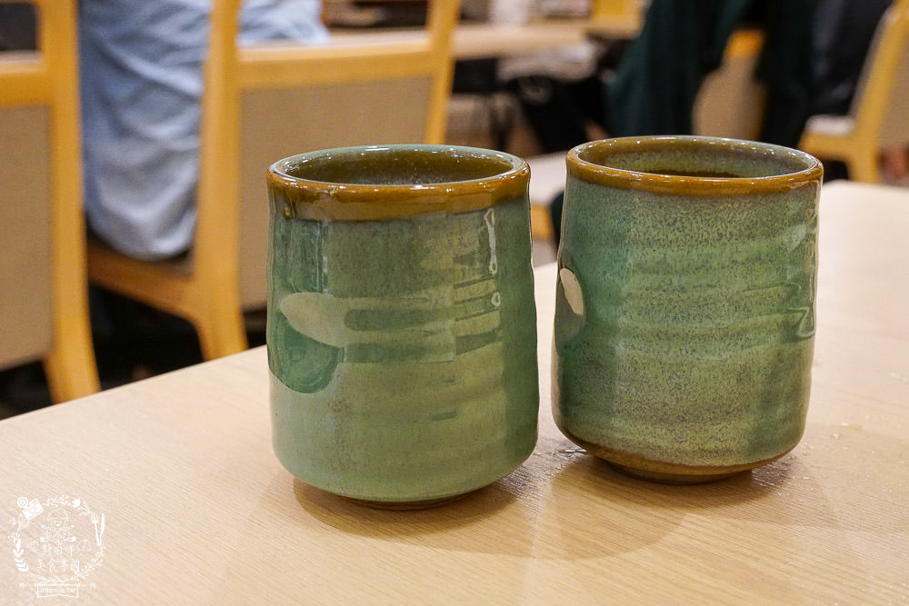 高雄巨蛋美食[雞三和]日本人最喜愛的老牌雞肉專賣店來高雄囉!