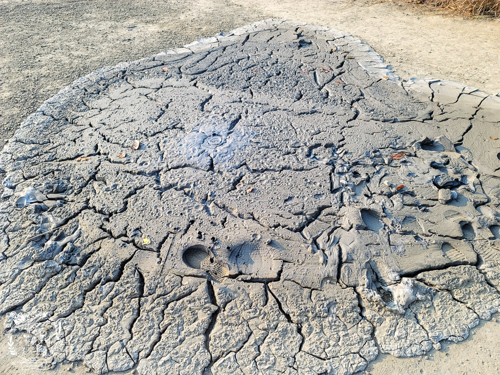 高雄烏山頂泥火山&新養女湖|台灣難得可貴的奇景!欣賞泥火山暴動樣貌?! - 第9張圖 高雄烏山頂泥火山&新養女湖|台灣難得可貴的奇景!欣賞泥火山暴動樣貌?!