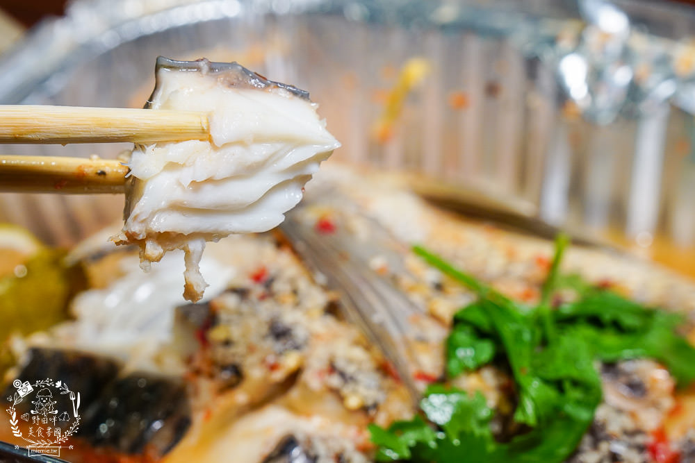 高雄烤骨學院|超霸氣一公斤化石烤魚好吃到炸開!CAS檢驗過的台灣鯛!正宗東北烤肉串? - 第26張圖 高雄烤骨學院|超霸氣一公斤化石烤魚好吃到炸開!CAS檢驗過的台灣鯛!正宗東北烤肉串?