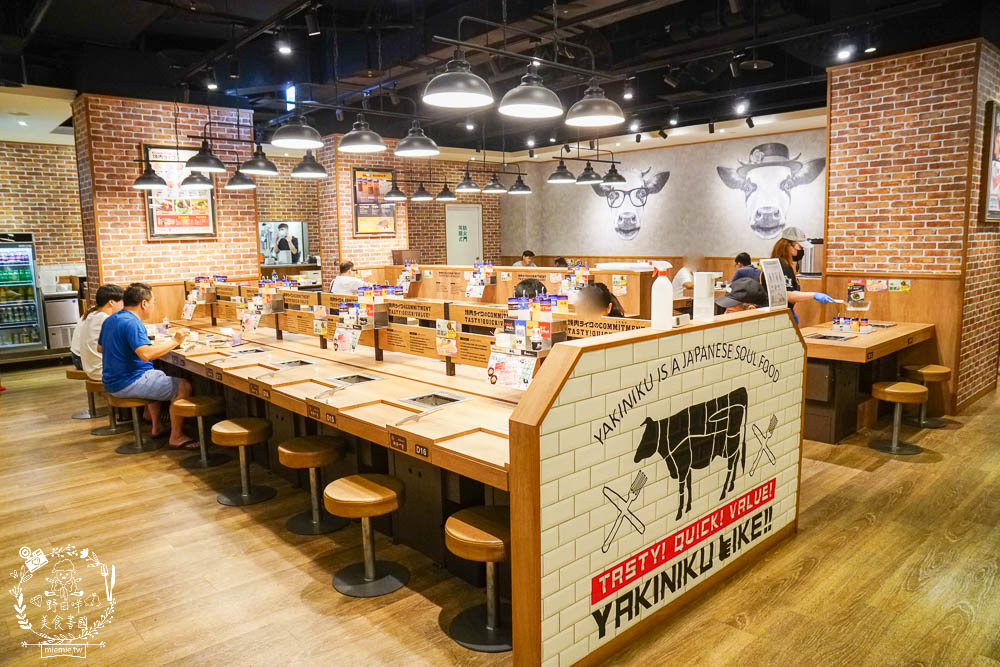 燒肉LIKE高雄夢時代店|一個人就能大口吃燒肉囉!牛五花跟豬雞三品人氣必點~