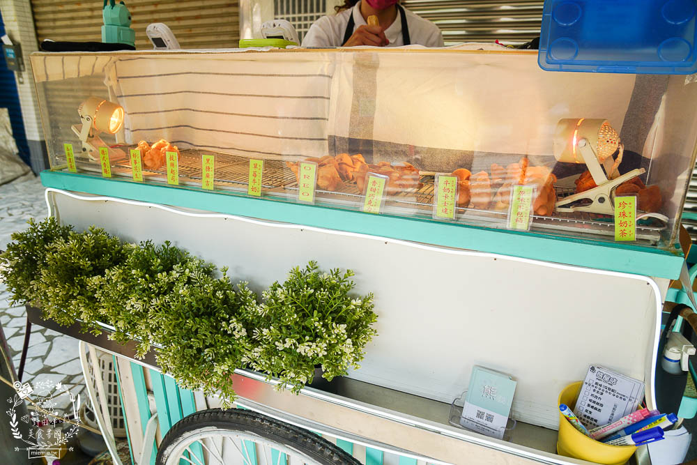 高雄[熊屋咭脆皮牛奶雞蛋糕]超療癒又可愛的熊熊造型雞蛋糕!4個才35元?限定口味珍珠奶茶,玉米濃湯超奇特!