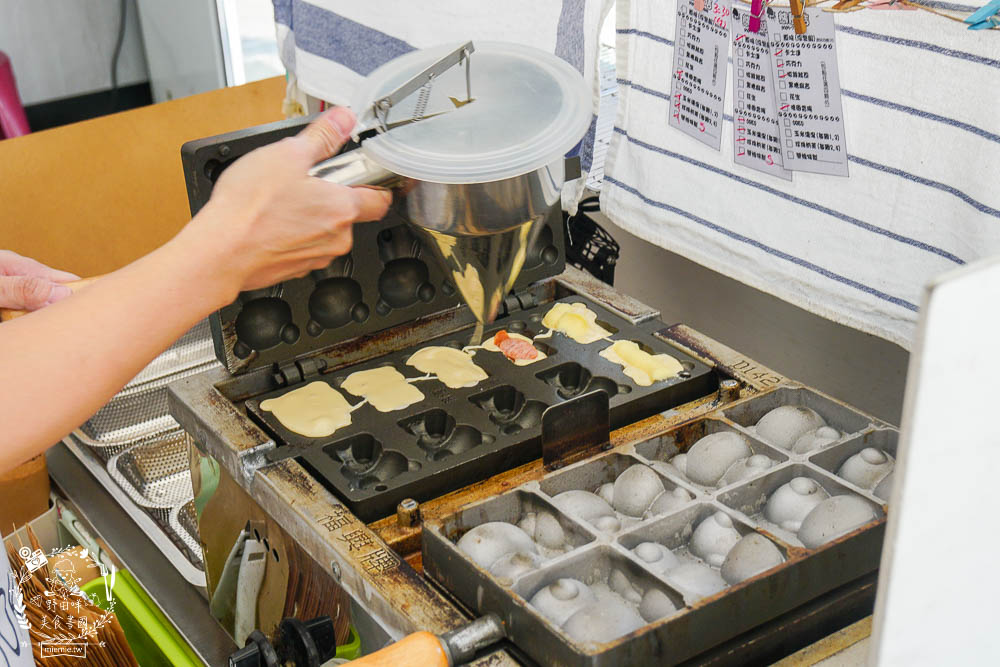 高雄[熊屋咭脆皮牛奶雞蛋糕]超療癒又可愛的熊熊造型雞蛋糕!4個才35元?限定口味珍珠奶茶,玉米濃湯超奇特!