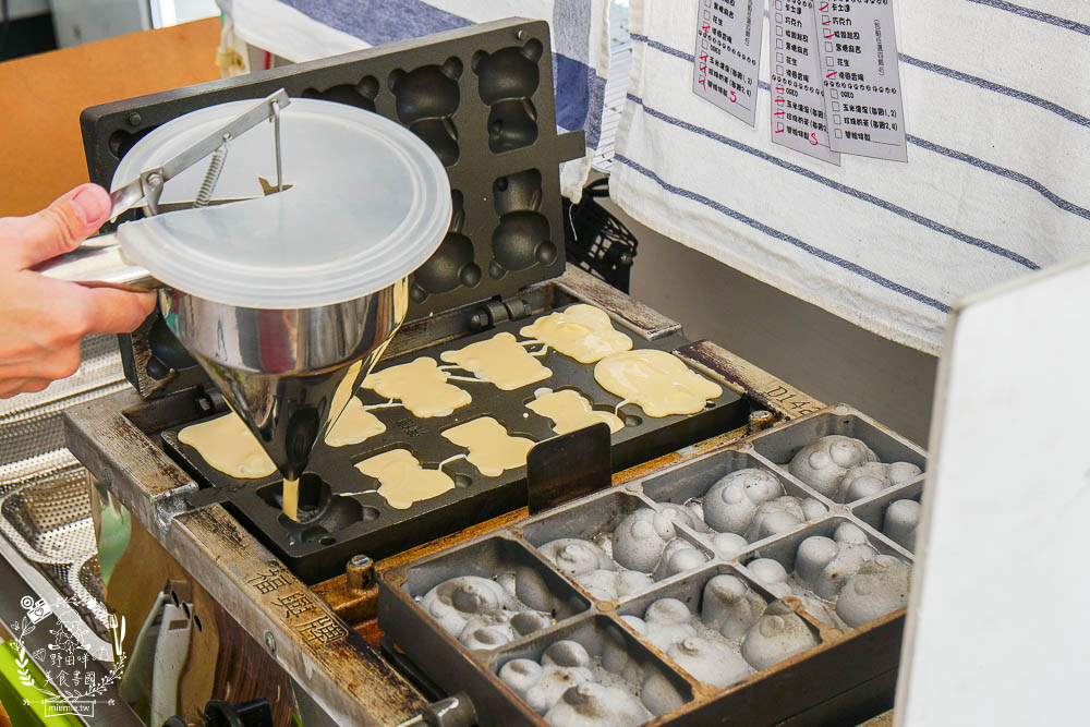 高雄[熊屋咭脆皮牛奶雞蛋糕]超療癒又可愛的熊熊造型雞蛋糕!4個才35元?限定口味珍珠奶茶,玉米濃湯超奇特!