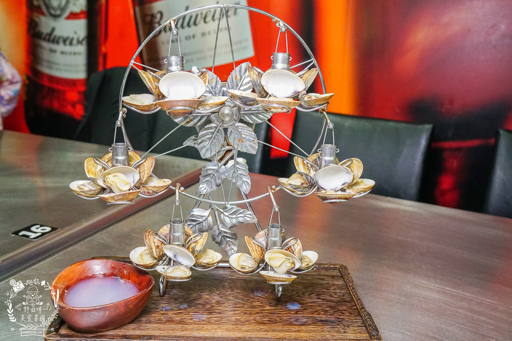 高雄超浮誇燒烤店[燒烤殿]每桌必點懶人蝦1隻5元?鮮蚵嘉義東石每天新鮮直送?