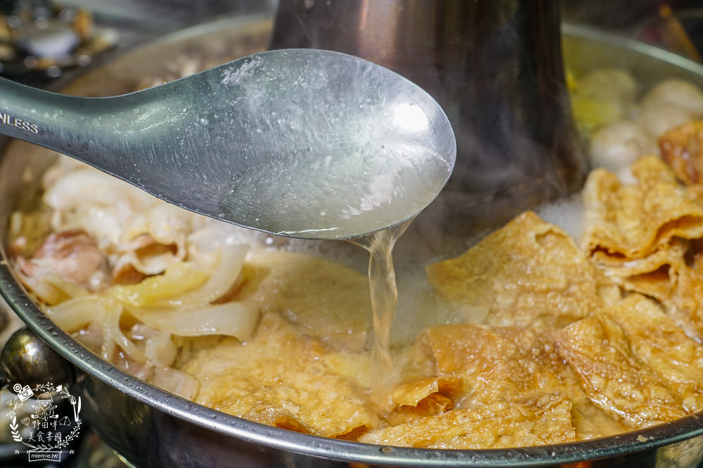 高雄超浮誇燒烤店[燒烤殿]每桌必點懶人蝦1隻5元?鮮蚵嘉義東石每天新鮮直送?