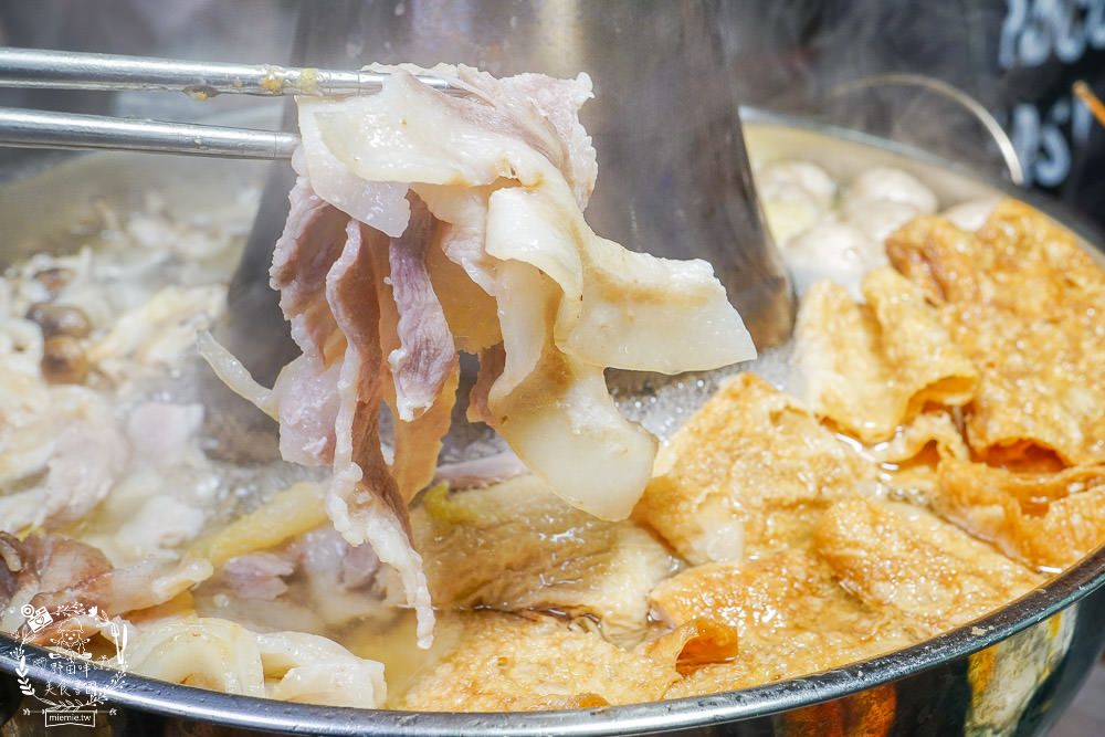 高雄超浮誇燒烤店[燒烤殿]每桌必點懶人蝦1隻5元?鮮蚵嘉義東石每天新鮮直送?