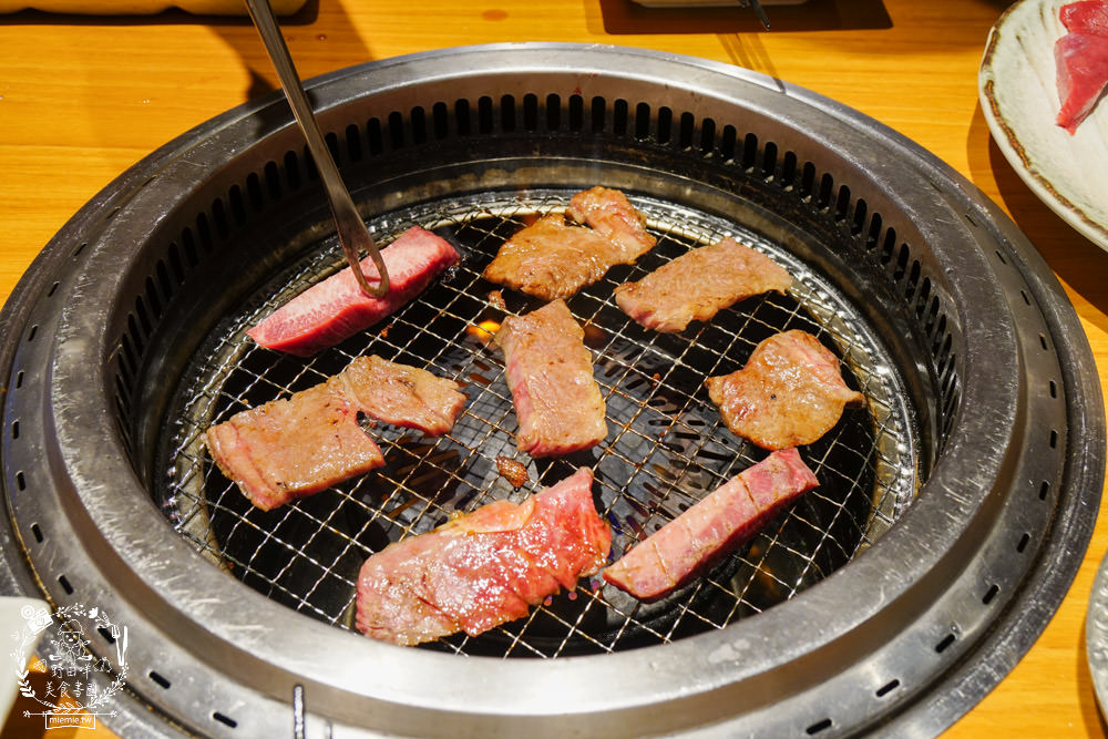 大阪和牛燒肉吃到飽推薦[燒肉力丸 難波道頓堀店]需要提早一個月預定的和牛放題燒肉店!