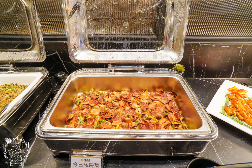 高雄[燒肉將燒肉火鍋吃到飽]超威自助吧超過百種選項?還有屏東直送的泰國蝦?超過16種冰淇淋選項!