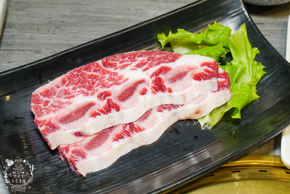 高雄[燒肉將燒肉火鍋吃到飽]超威自助吧超過百種選項?還有屏東直送的泰國蝦?超過16種冰淇淋選項!