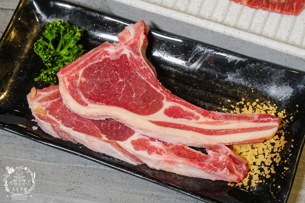 高雄[燒肉將燒肉火鍋吃到飽]超威自助吧超過百種選項?還有屏東直送的泰國蝦?超過16種冰淇淋選項!