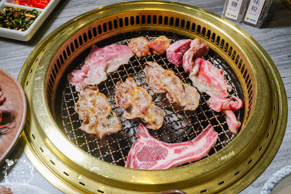 高雄[燒肉將燒肉火鍋吃到飽]超威自助吧超過百種選項?還有屏東直送的泰國蝦?超過16種冰淇淋選項!