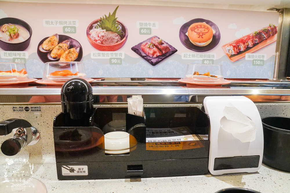 高雄[爭鮮PLUS迴轉壽司]高CP值的迴轉壽司!新推列車送餐超可愛!拉麵居然意外好吃?