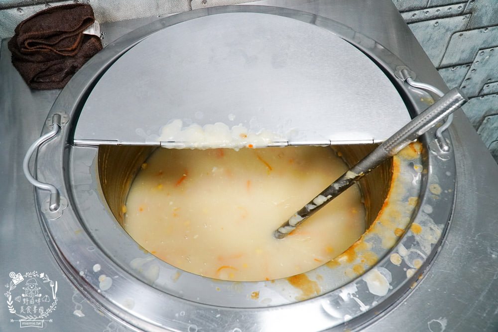 高雄[牛之呼吸牛排店]鬼滅之刃的主題牛排館!高CP值豪華綜合排人氣必點!