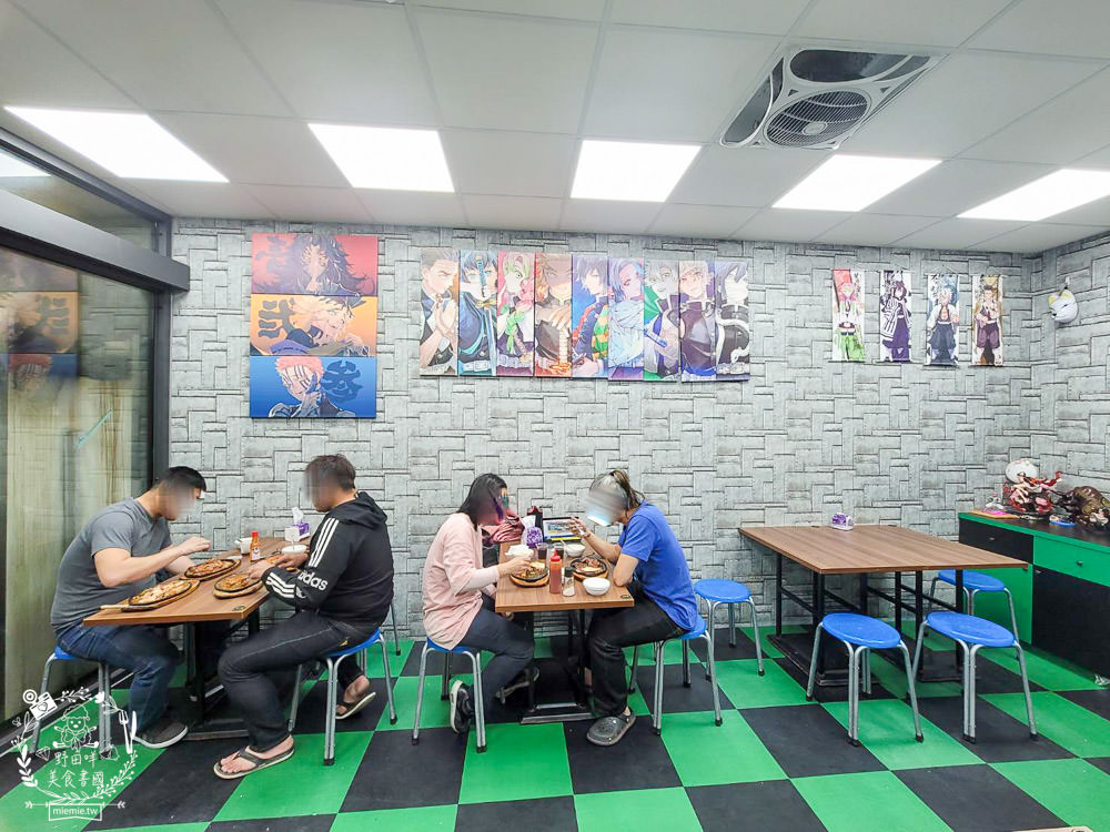 高雄[牛之呼吸牛排店]鬼滅之刃的主題牛排館!高CP值豪華綜合排人氣必點!