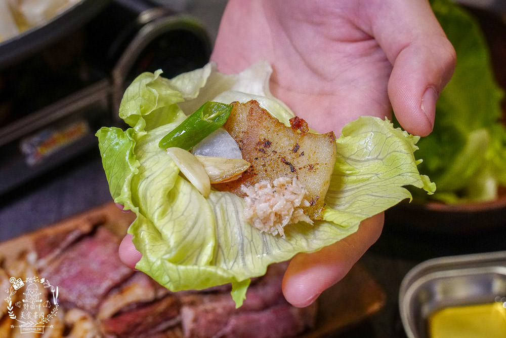 高雄烤肉推薦[牧穀韓式烤肉]韓國烤肉搭配夢幻調酒好過癮!專人燒烤服務可以爽吃燒肉